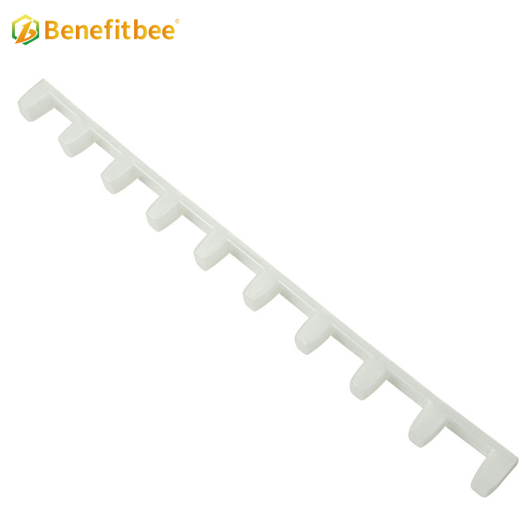 Beekeeping tools beehive plastic frame spacer