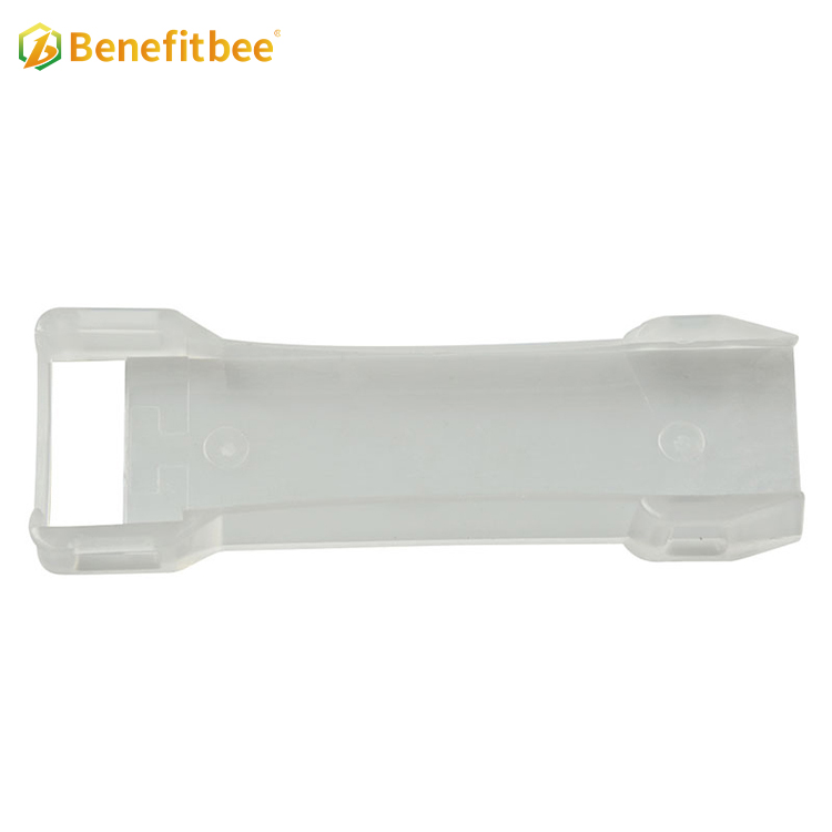 Beekeeping tool plastic beehive frame spacer