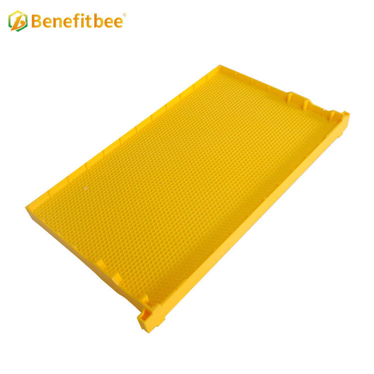 Beekeeping equipment plastic frame with plastic foundation