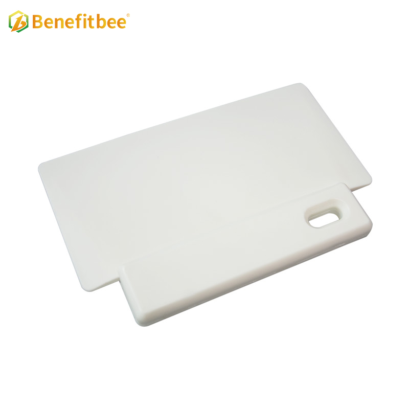 Beekeeping supplies new plastic honey cutter honey scraper spleen cleaner