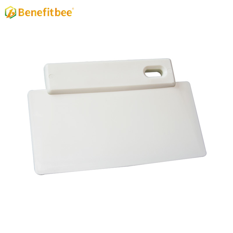 Beekeeping supplies new plastic honey cutter honey scraper spleen cleaner