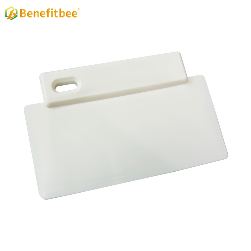 Beekeeping supplies new plastic honey cutter honey scraper spleen cleaner