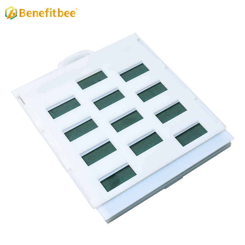 Beekeeping tools plastic formic acid dispenser