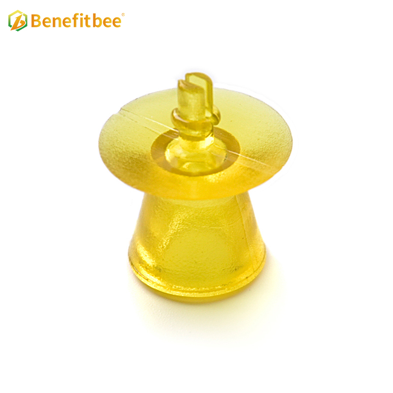 Plastic Extra-large Queen Base Mount Cell Cup Yellow Plastic Whoselas Beekeeping Tools Benefitbee QB04-6