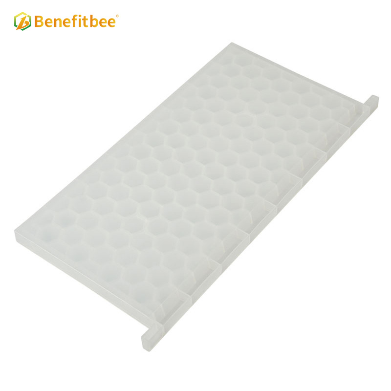 Benefitbee New product beekeeping tool plastic honey bee feeder for sale
