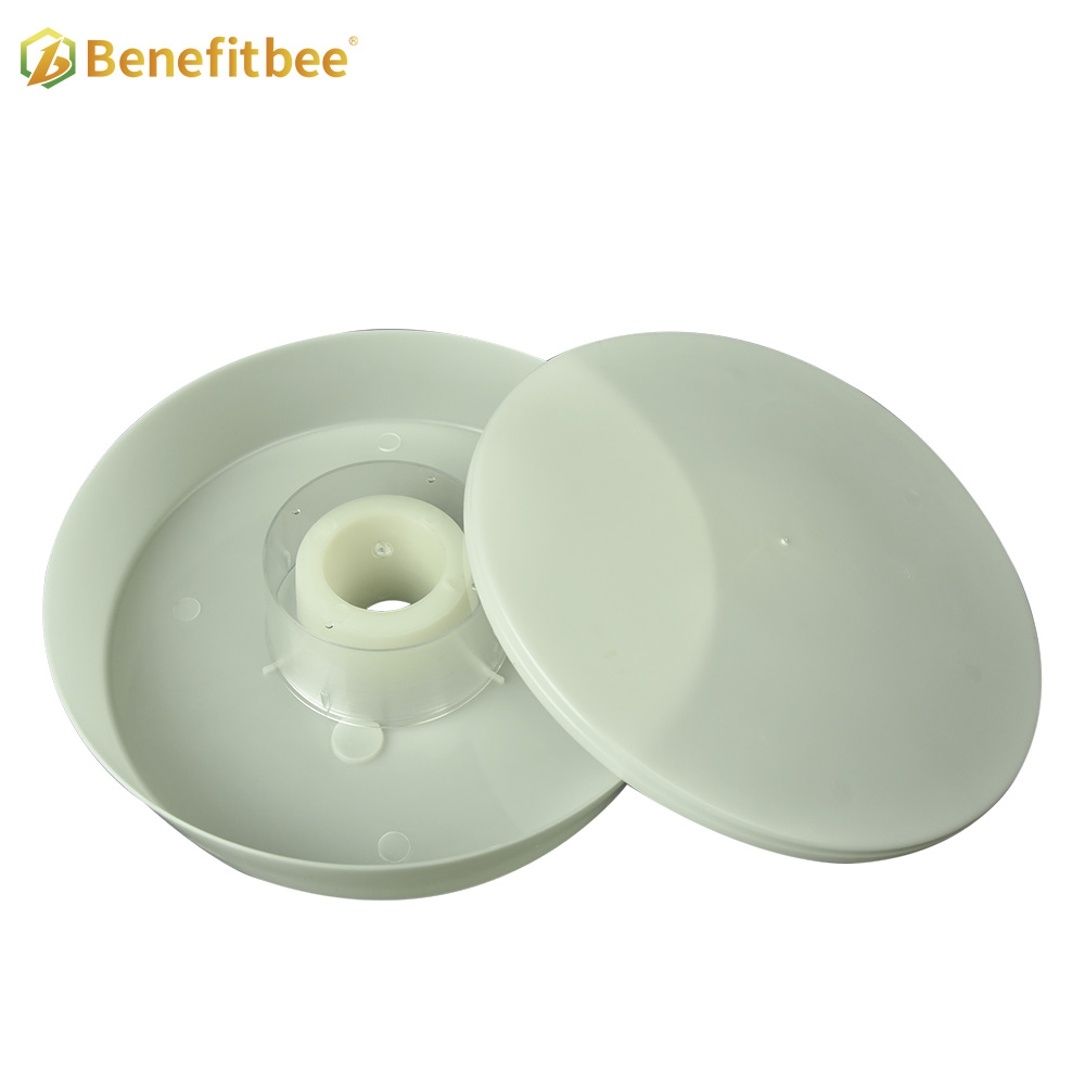 Plastic Bee Feeder Customize Round Bee Feeder With High Quality For Beekeeping