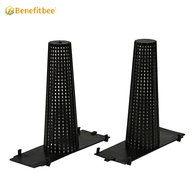 Beekeeping tools 4/6kg plastic bee feeder with cap and ladder black