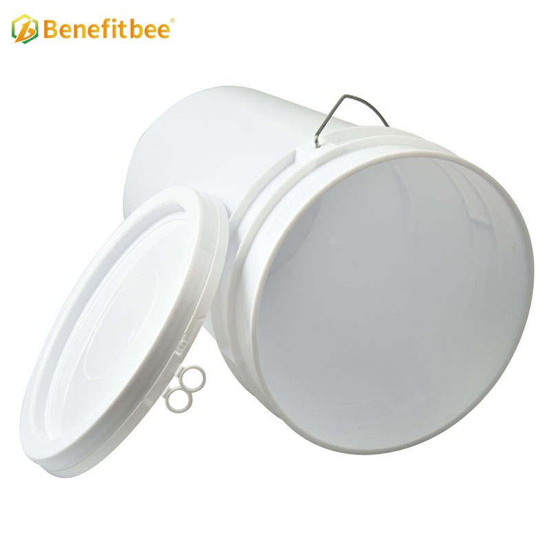 Wholesales beekeeping equitment plastic 20 liters plastic honey pail