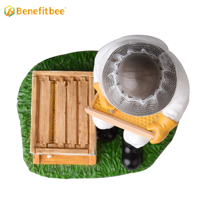 Beekeeper resin craftwork Beekeeping Decoration Home office