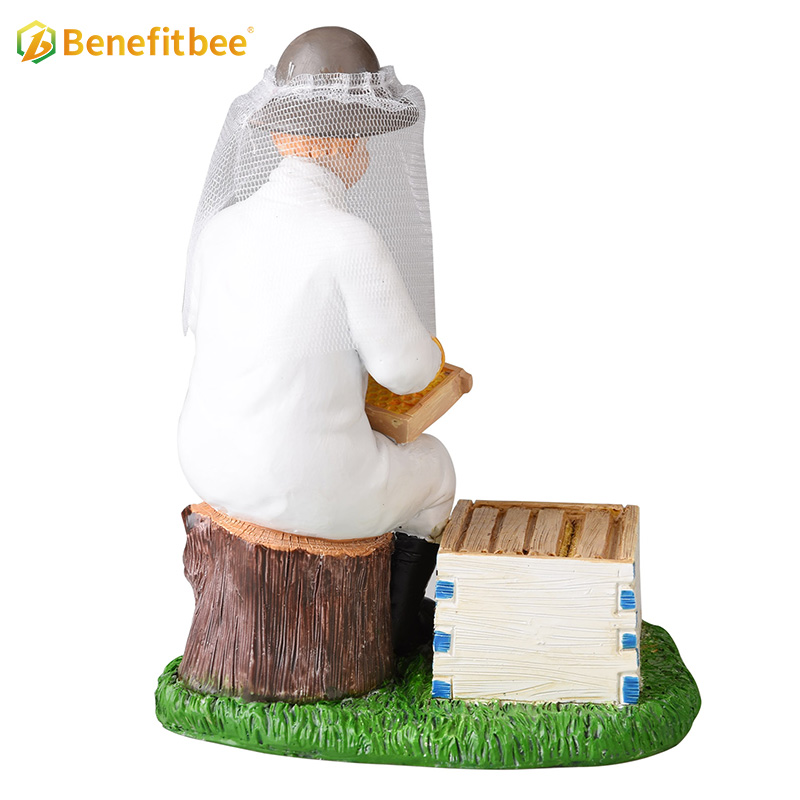 Beekeeper resin craftwork Beekeeping Decoration Home office