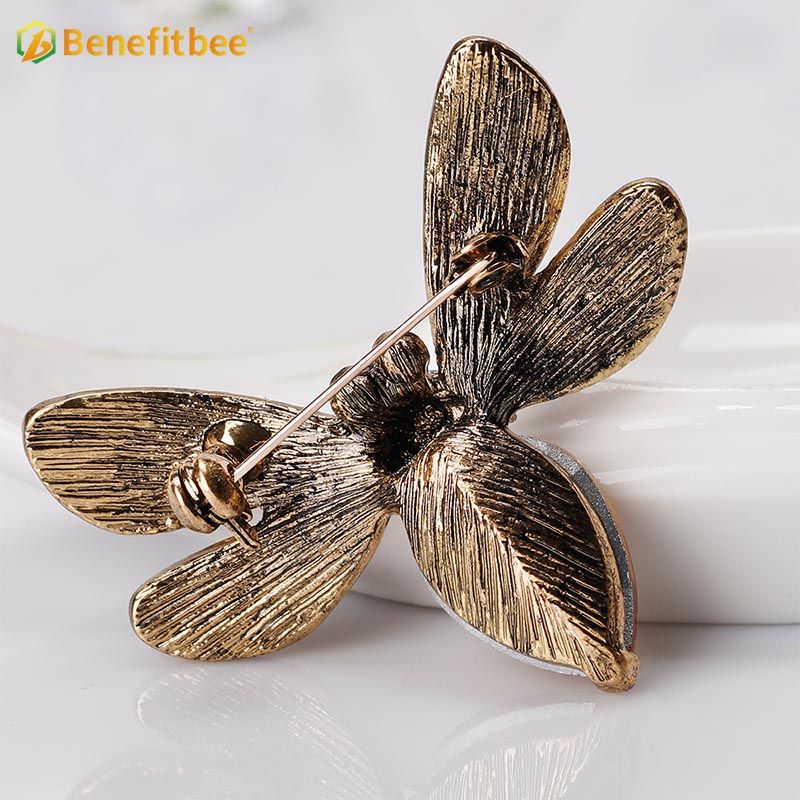 Benefitbee new fashion bee brooch pin crystal vintage bee brooch AG091