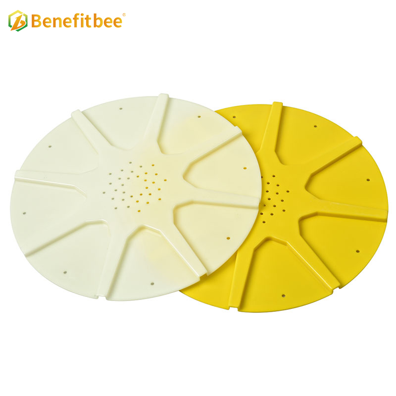 Beekeeping tools from Benefitbee yellow plastic 8 ways bee escape with competitive price