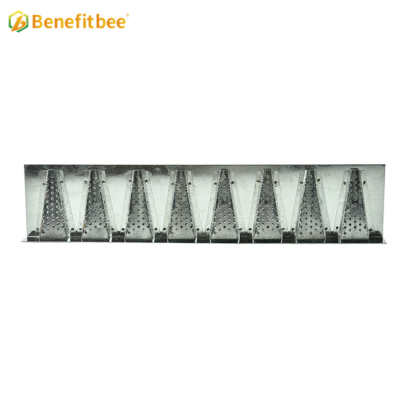 Wholesale Anti-Rust Galvanized Iron Beehive Entrance Robbong Guarder For Beehive Accessoricess