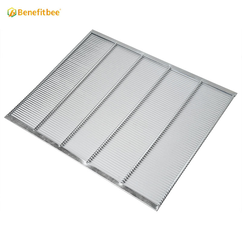 Beekeeping tools bee excluder board metal queen bee excluder different sizes