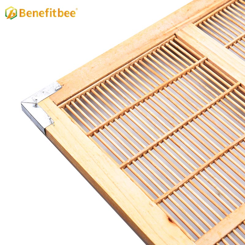 Factory supply beekeeping tools bamboo planar queen excluder