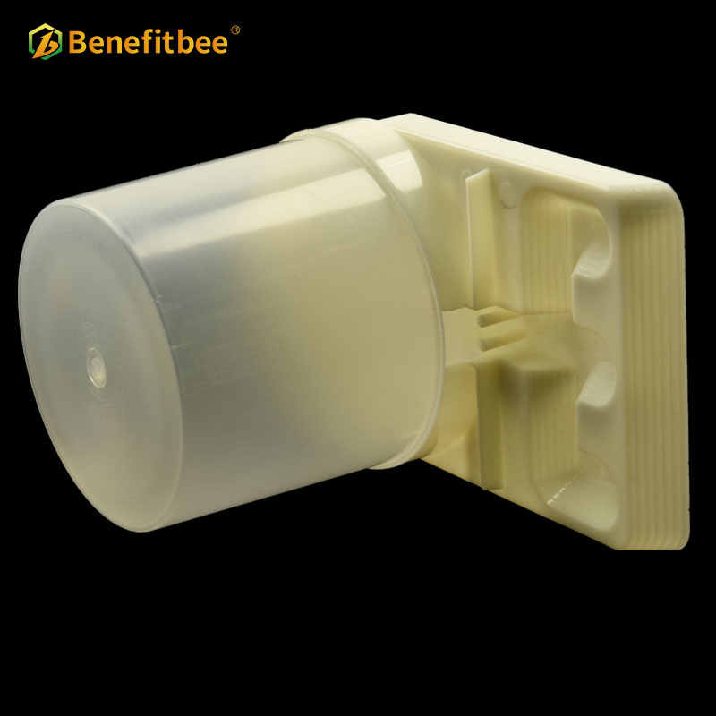 Benefitbee plastic honey bees beekeeping entrance feeder