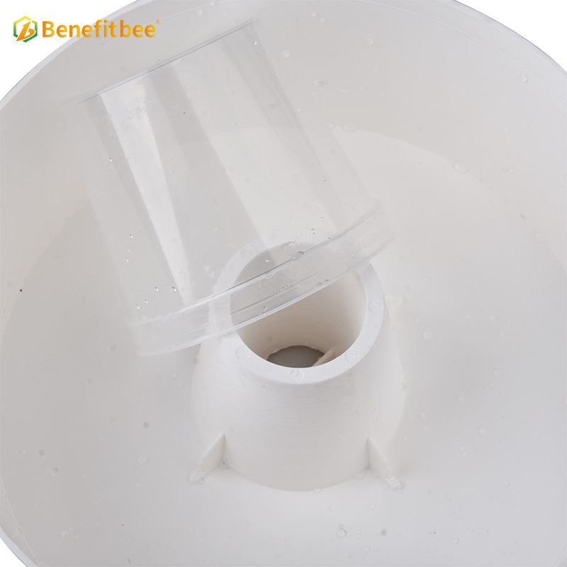 Best quality plastic beehive bee feeder for hive feeding tool
