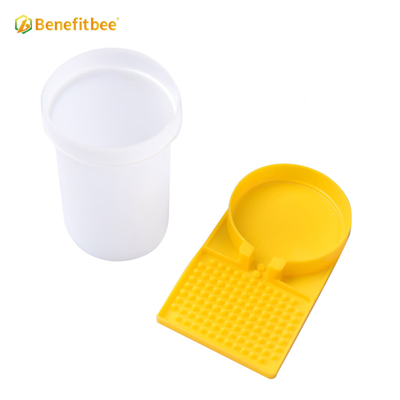 Beekeeping plastic bee feeder for bee hive feeders