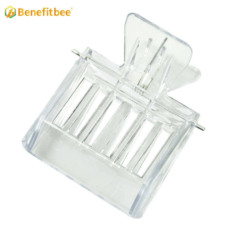 Whlosales Clip-Type Transparent White Plastic Queen Cage For Queen Rearing QC12