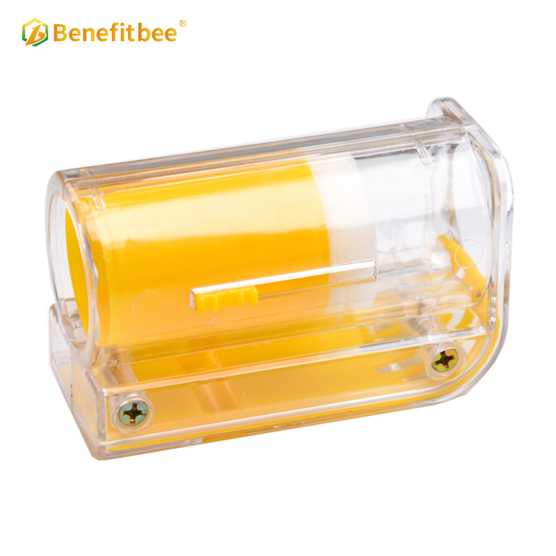 Benefitbee Hot Sale Yellow Multifunctional Plastic Queen Cage For Beekeeping