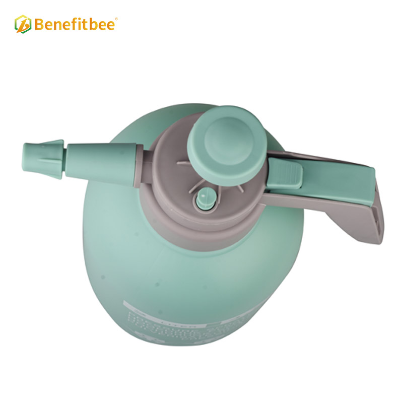 Garden hand pump pressure fine mist water sprayer beehive bee sprayer