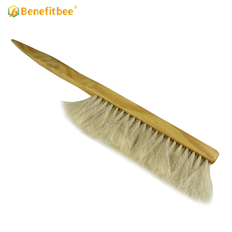Four rows horsehair Wooden Handle Bee Brushes For Beekeeping Tools