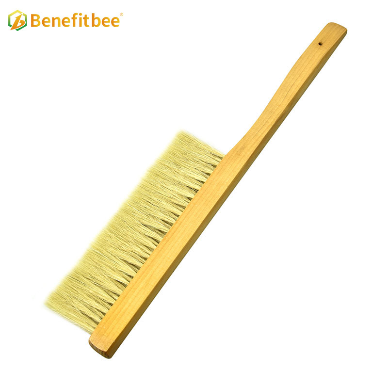 Three rows bristles bee brushes Wooden Handle Bee Brushes For Beekeeping Tools