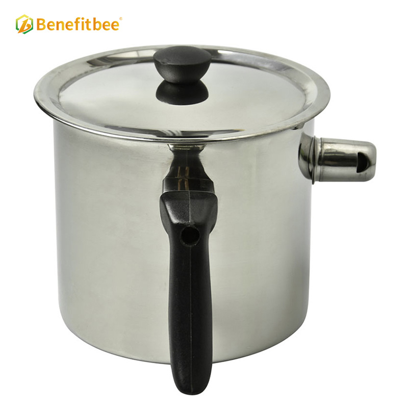 Beekeeping equipment honey heating pot