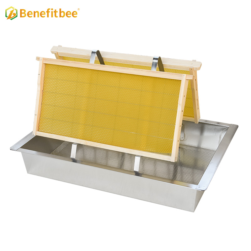 Beekeeping frame honey uncapping tray