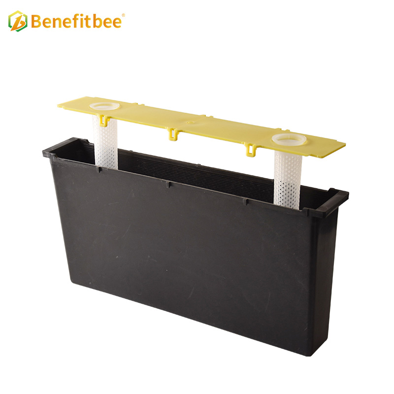 Bee Feeder Beehive Langstroth Plastic Bee Frame Feeder Tool